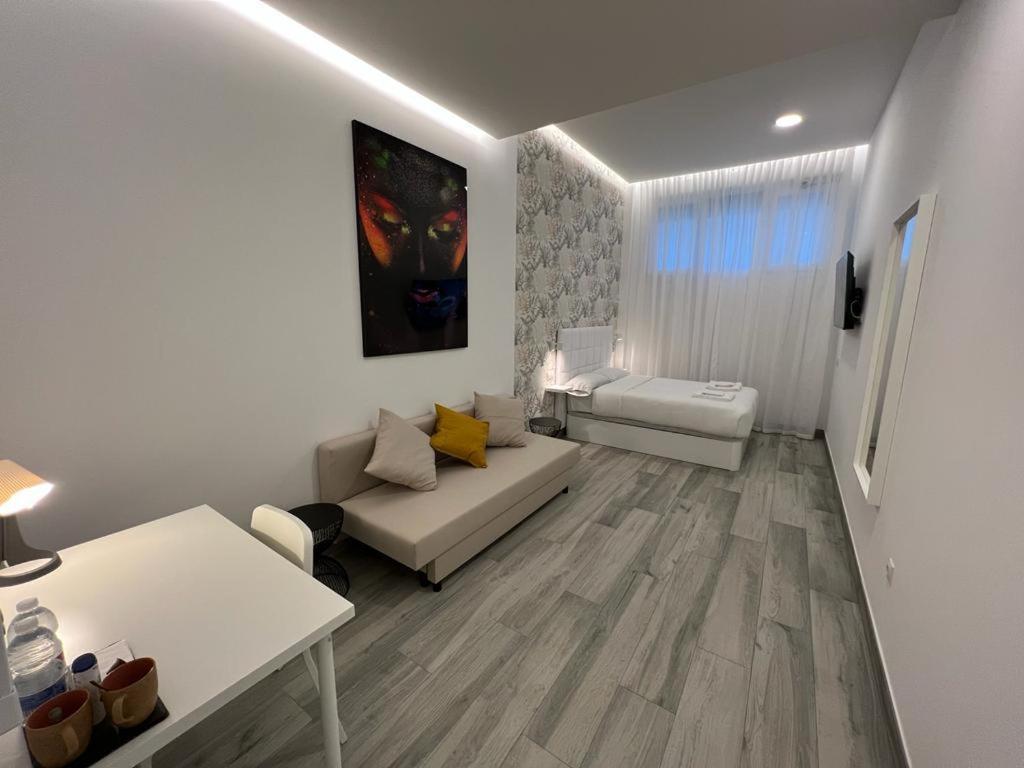 Habitacion Paris Style Madrid Exterior photo